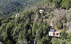 Les Cabanes De Lutina
